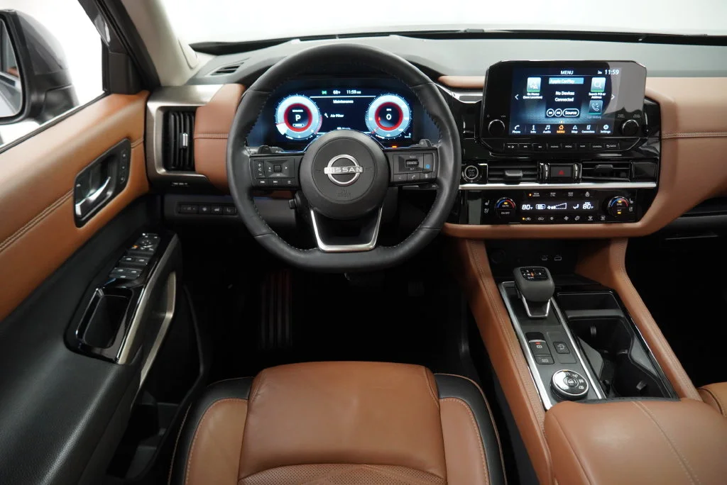 Used 2024 Gray Nissan Platinum image 24