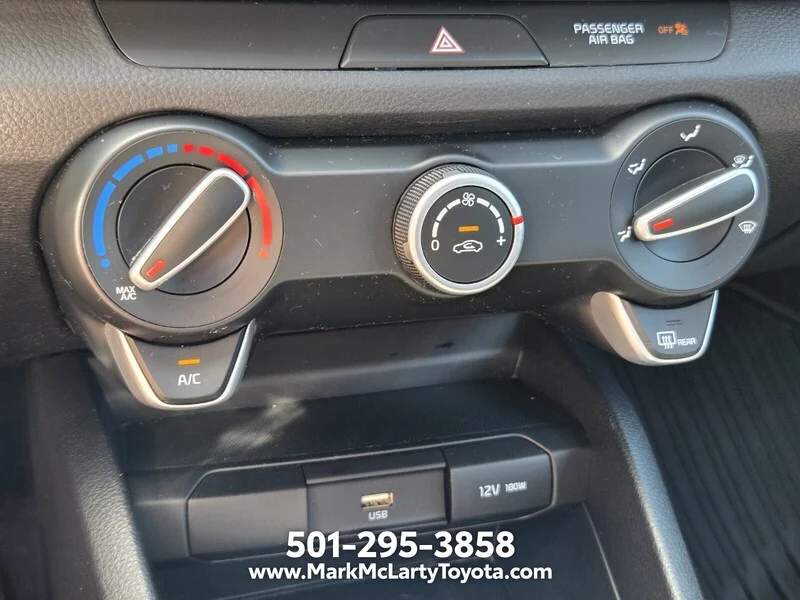 Used 2023 Currant Red KIA S IVT image 19