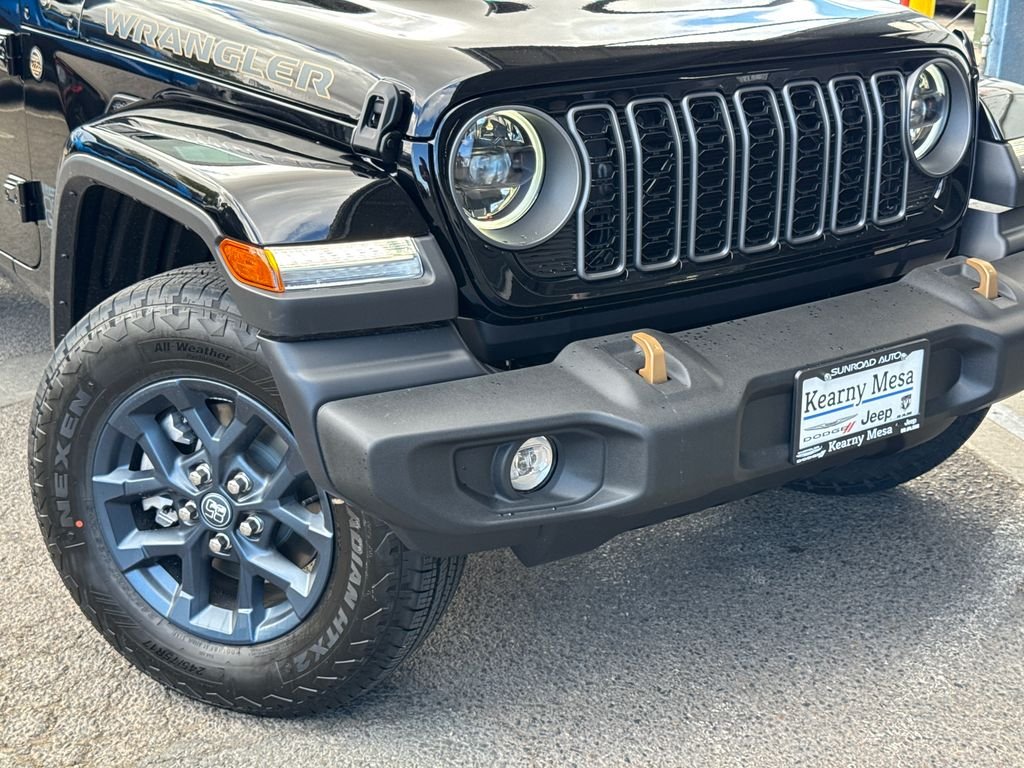 New 2026 Black Clearcoat Jeep 85th Anniversary Edition image 6