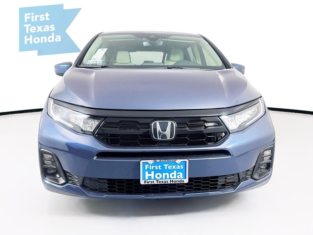 New 2026 Smoke Blue Pearl Honda Touring image 2