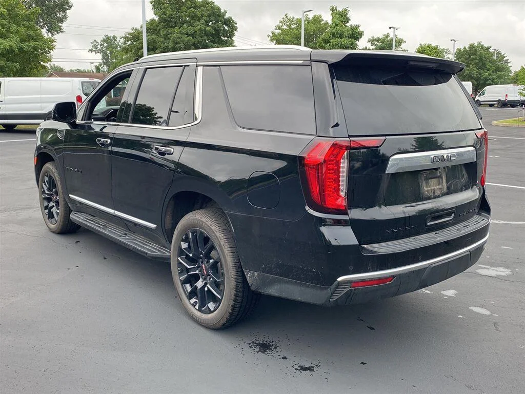 Used 2023 Onyx Black GMC Denali image 11