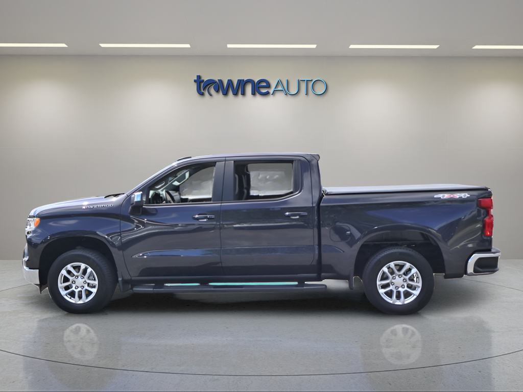 Used 2024 Gray Chevrolet LT image 4