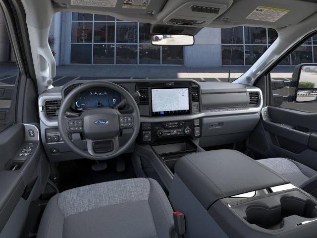 New 2026 Carbonized Gray Metallic Ford XLT image 31