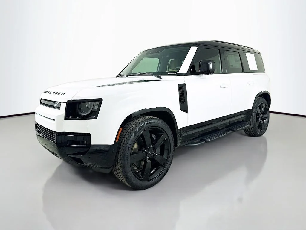 2026 Land Rover Defender 110 X-Dynamic SE P400's photo