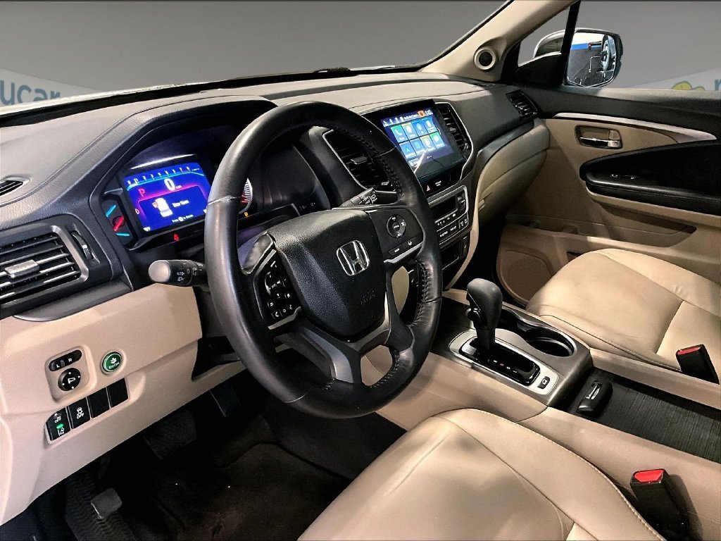 Used 2020 White Honda EX-L image 8