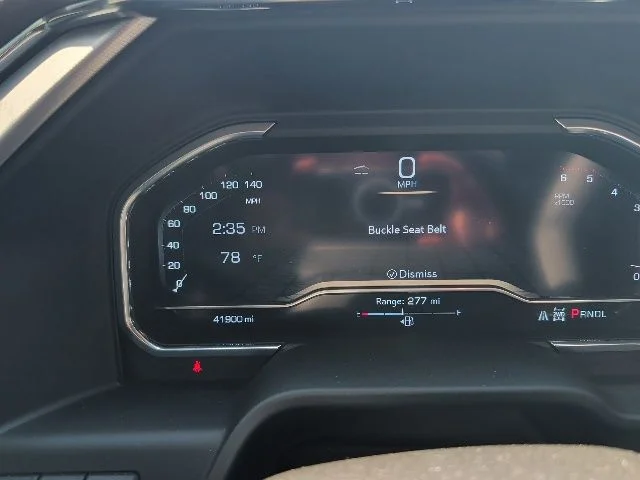 Used 2025 White GMC Denali image 21