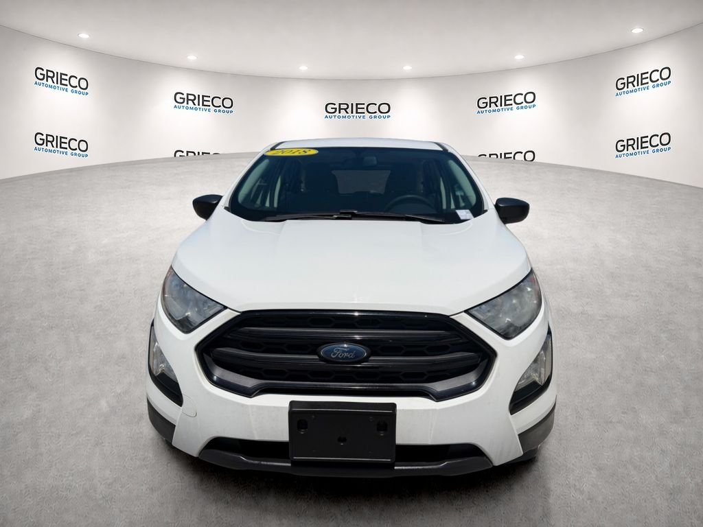 Used 2018 White Ford S image 2