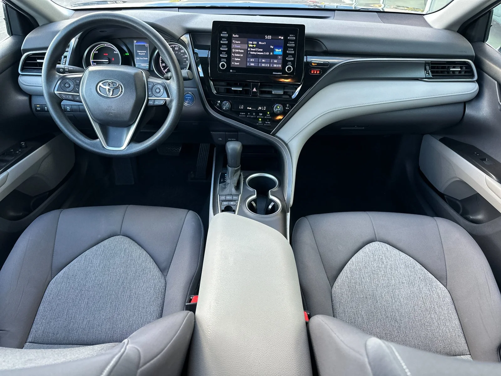 Used 2021 Aqua Toyota LE image 13