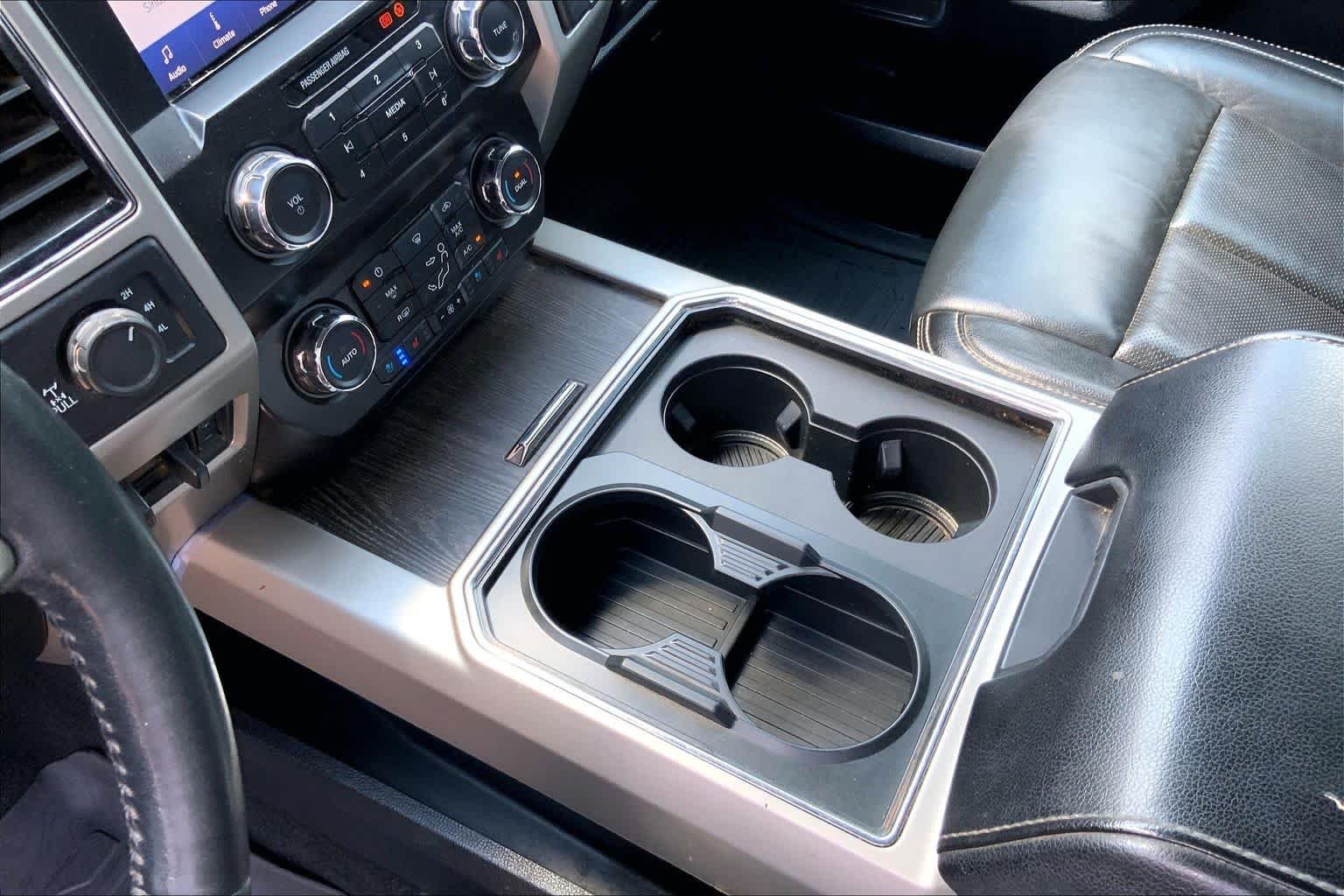 Used 2020 GRAY Ford LARIAT image 16