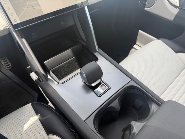 New 2026 Santorini Black Land Rover Landmark image 24