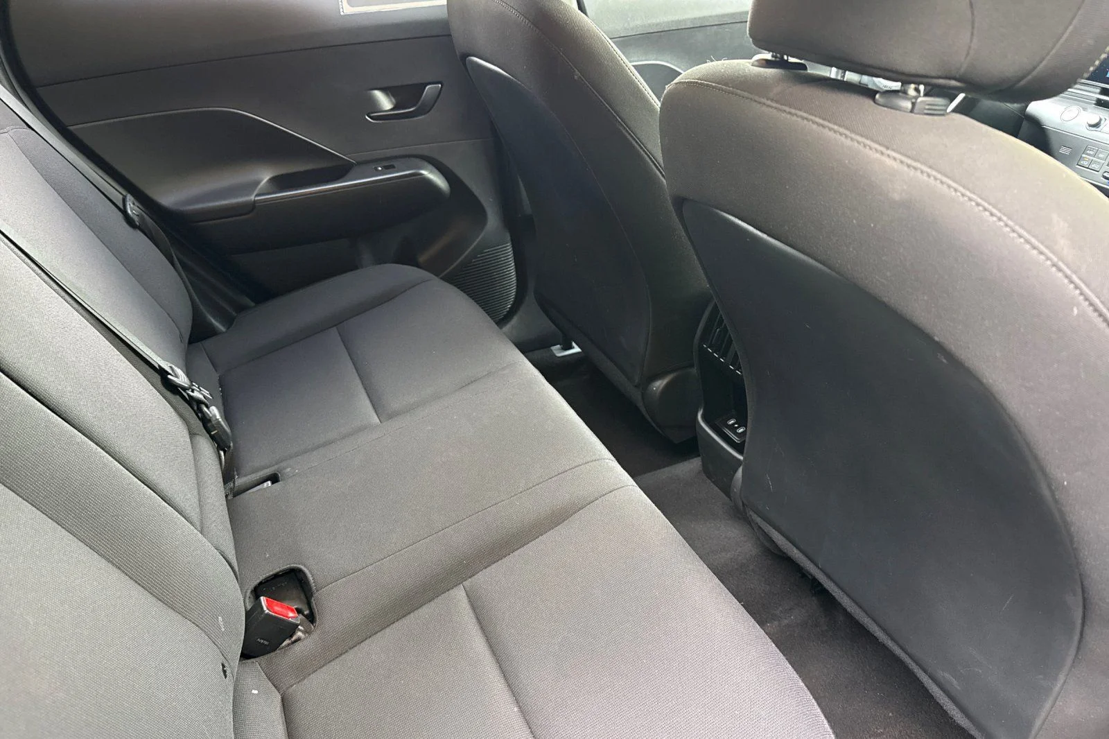 2024 Hyundai Kona SEL - Photo 21
