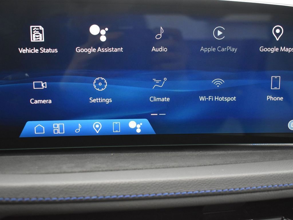 2025 CADILLAC XT4 - Image 17