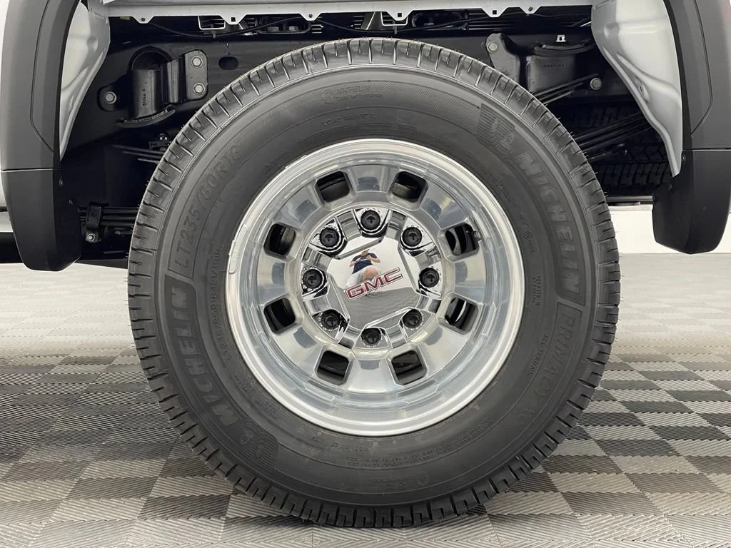 2026 GMC Sierra 3500HD Pro - Photo 14