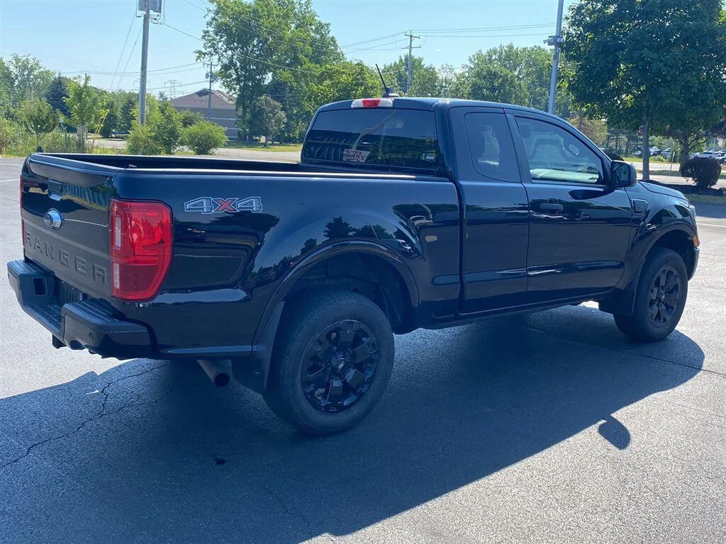 Used 2020 Shadow Black Ford XLT image 11