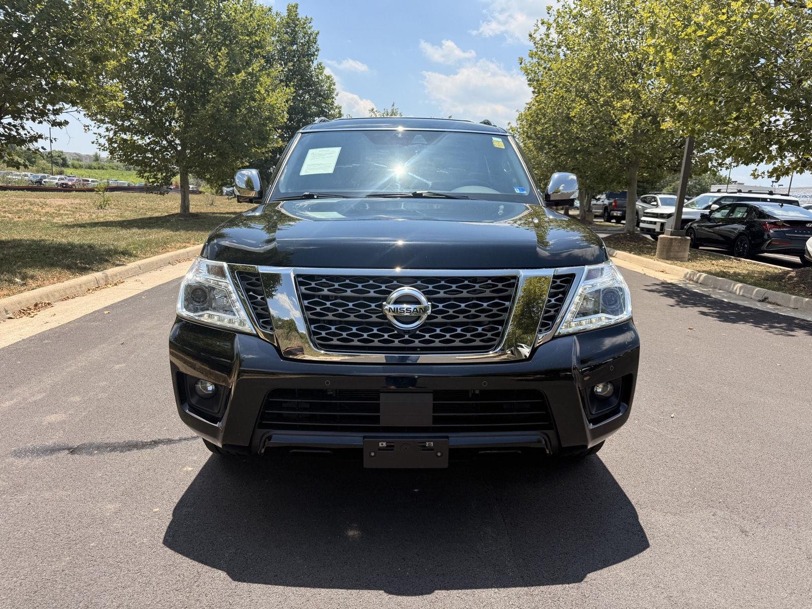 Used 2018 Super Black Nissan Platinum image 3