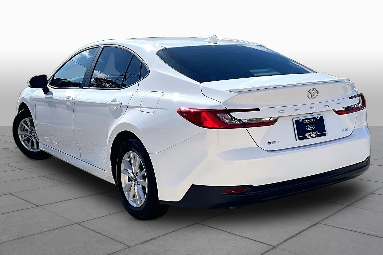 Certified Used 2025 Ice Toyota LE image 12