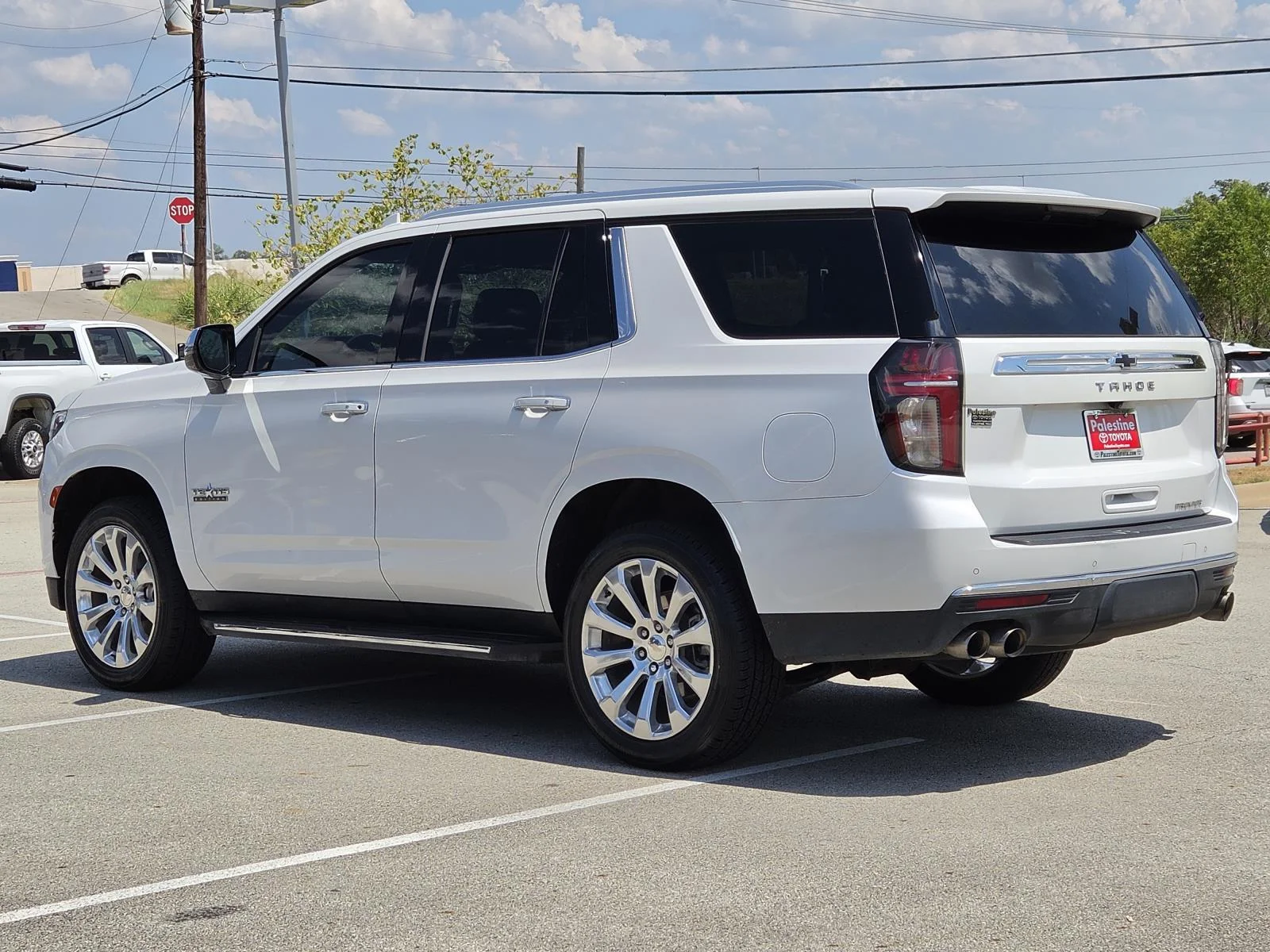 Used 2023 Summit White Chevrolet 2WD 4dr Premier image 6