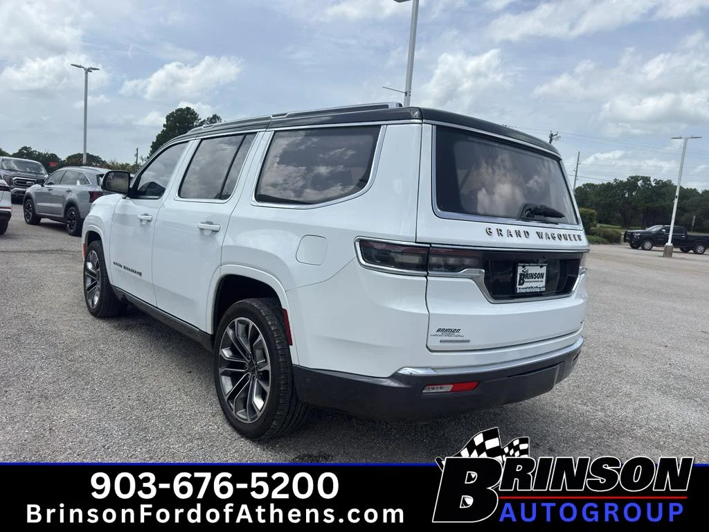 Used 2022 Bright White Clearcoat Jeep Series III image 7
