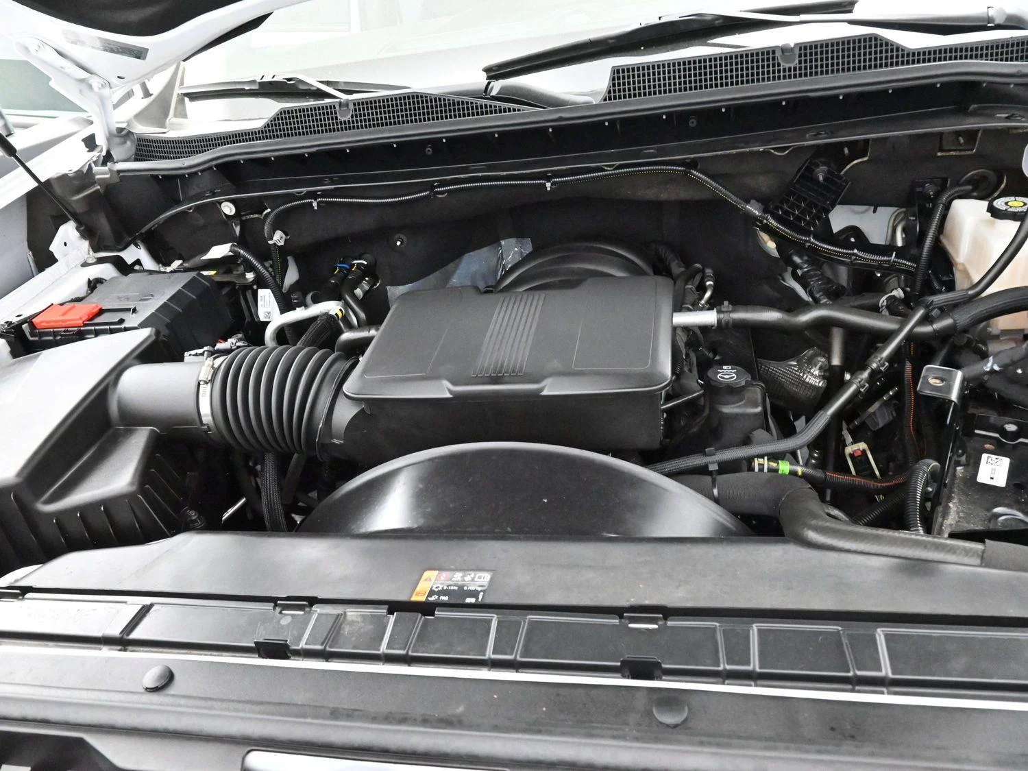 Used 2025 Summit White Chevrolet WT image 55