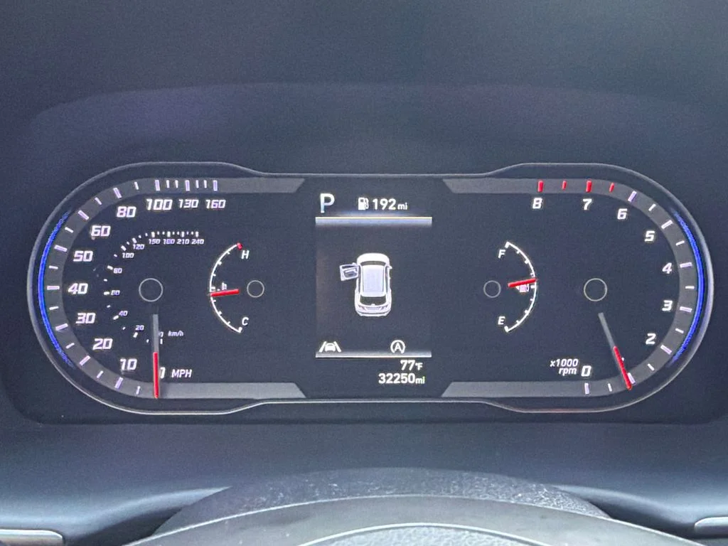 Used 2022 Gray Hyundai SEL image 26