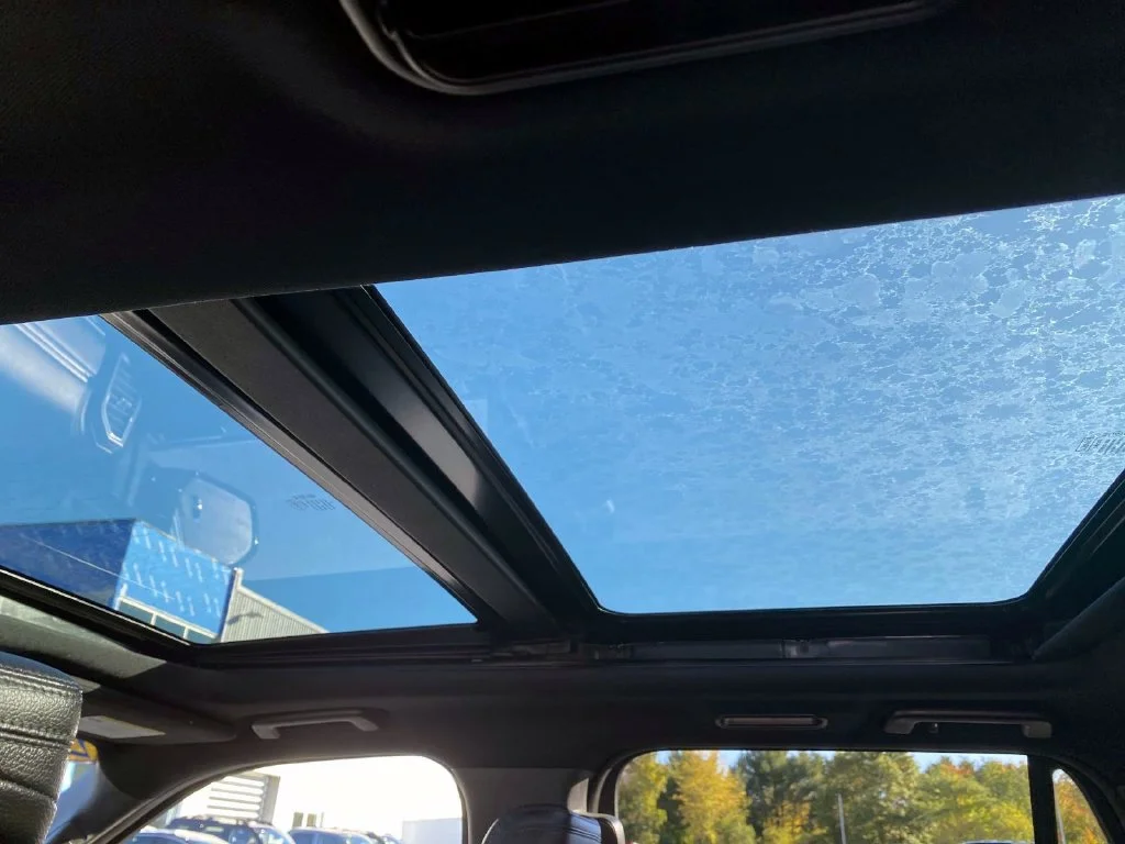 Used 2018 Shadow Black Ford Limited image 11