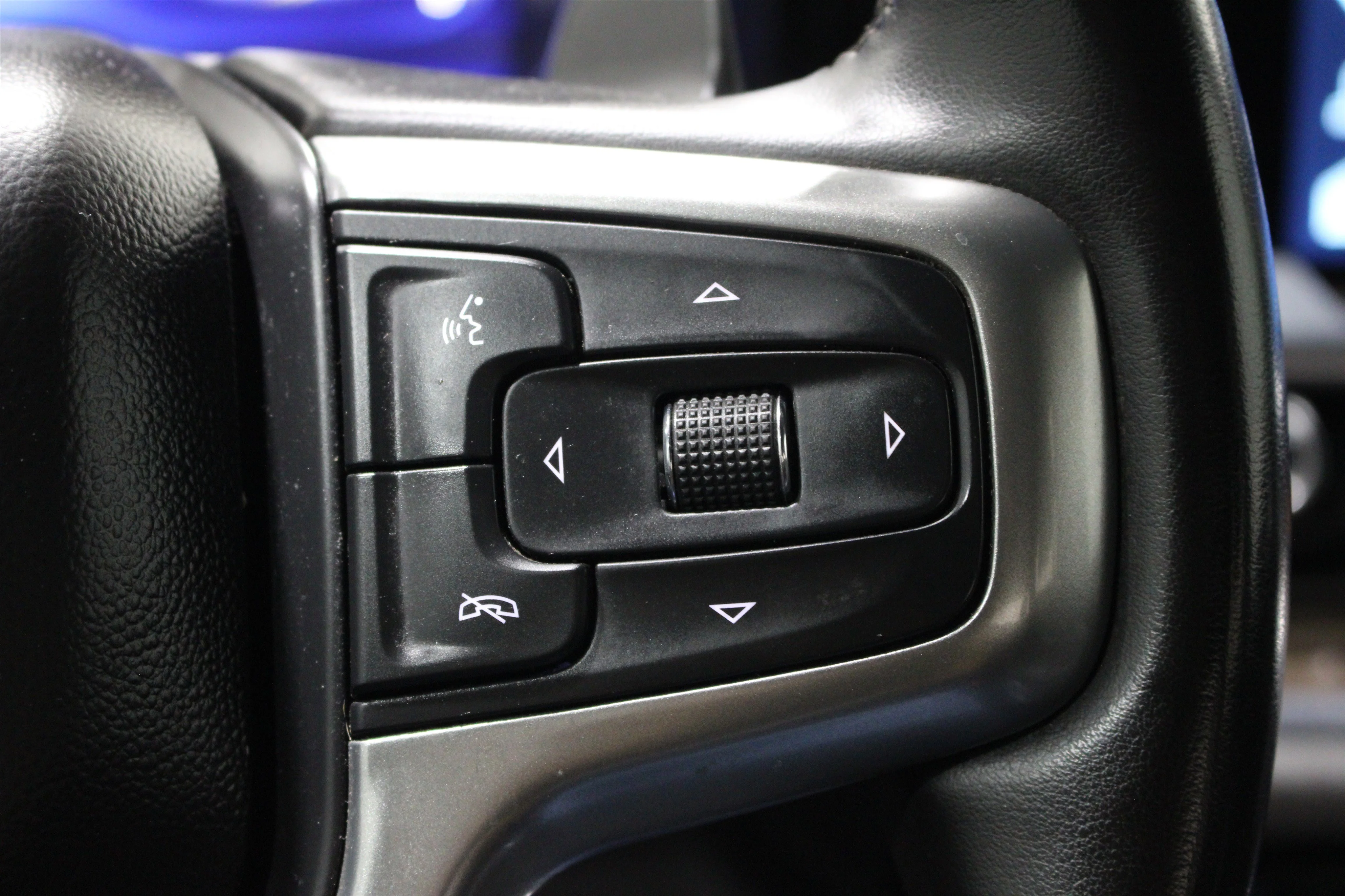 2023 Chevrolet Silverado 1500 LT Trail Boss - Photo 12