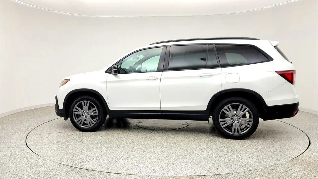 Used 2022 Platinum White Pearl Honda Sport AWD image 8