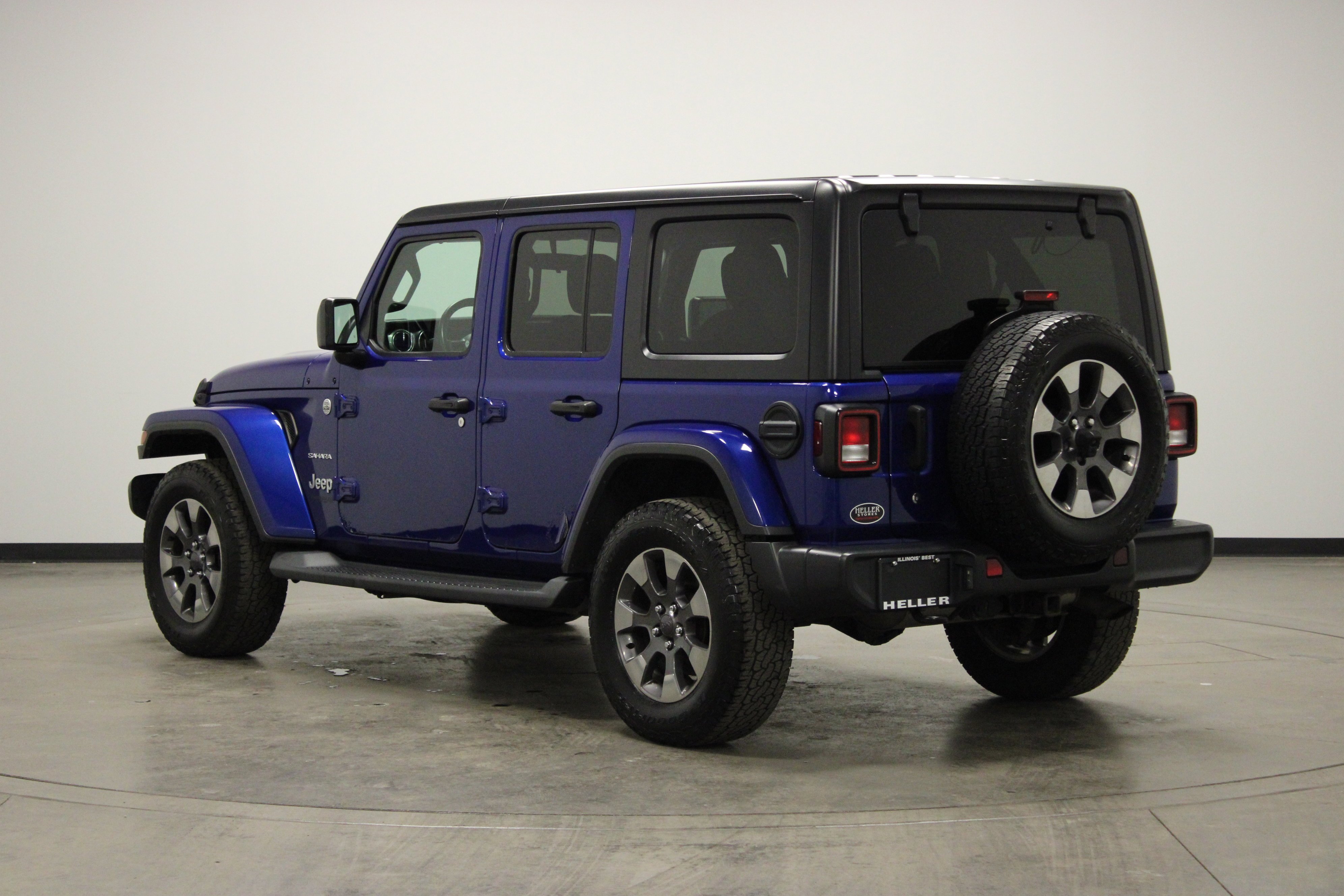 Used 2019 Ocean Blue Metallic Clearcoat Jeep Sahara image 6