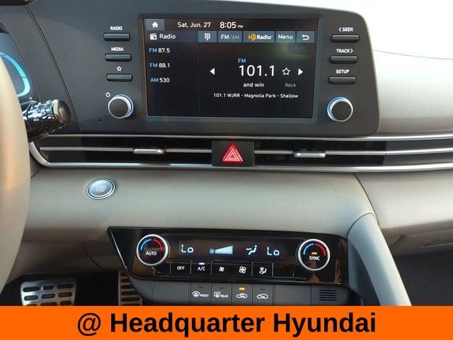 Used 2026 Silver Hyundai SEL Sport image 13
