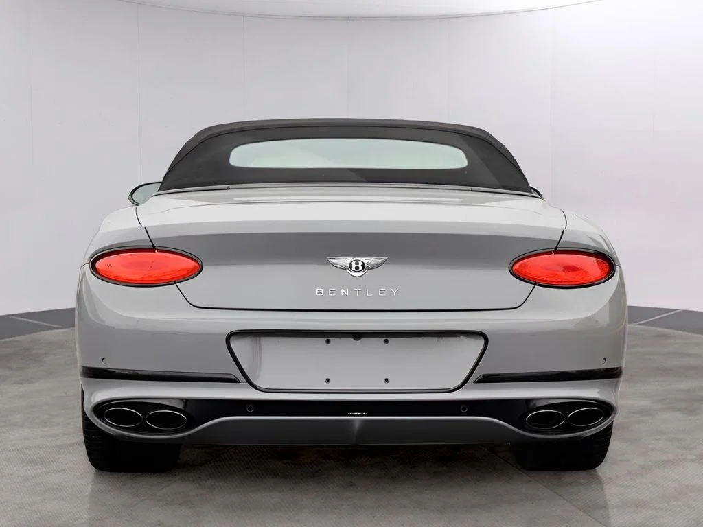 Used 2022 Cambrian Gray Metallic Bentley V8 image 6
