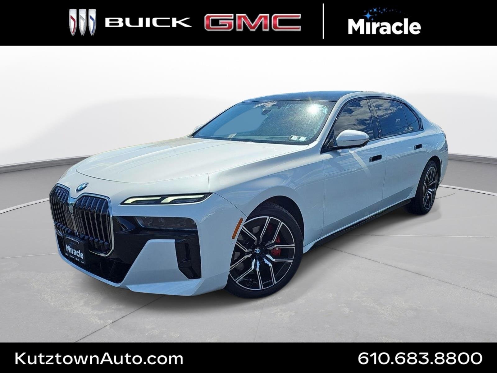 Used 2024 Mineral White Metallic BMW 760i xDrive image 1