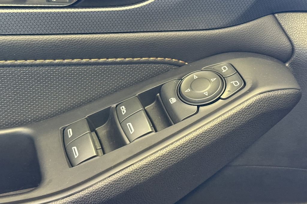 Used 2020 Satin Steel Metallic Chevrolet Premier image 14