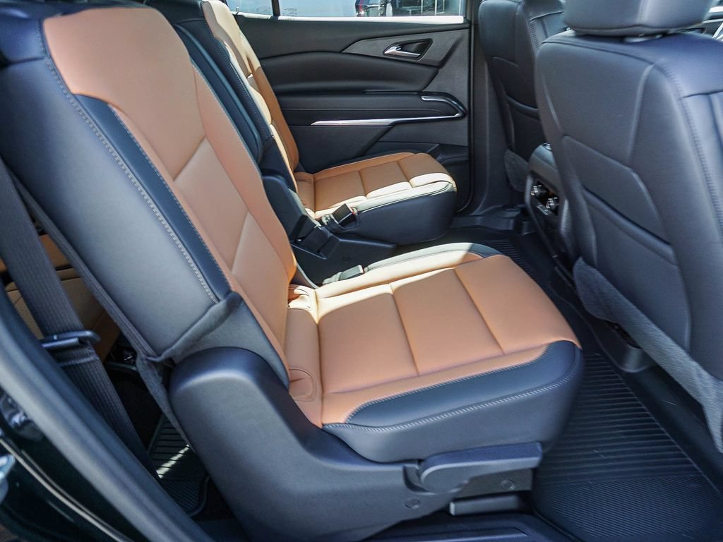 2027 Chevrolet Traverse Z71 - Photo 13