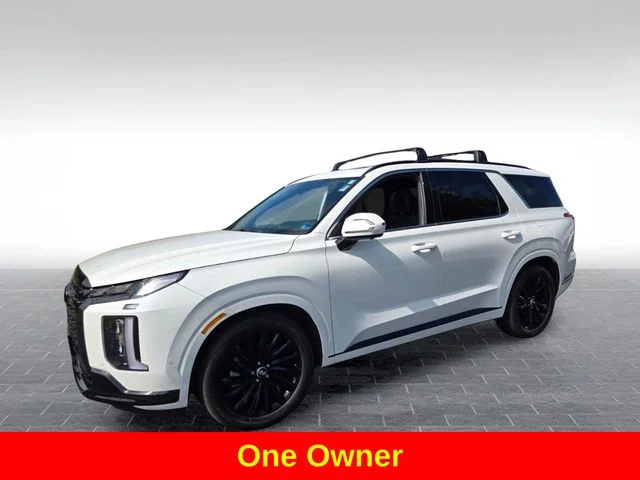 Used 2025 White Hyundai Calligraphy Night Edition image 4