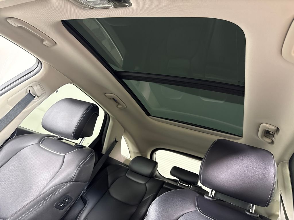 2023 GENESIS GV70 Standard - Photo 17
