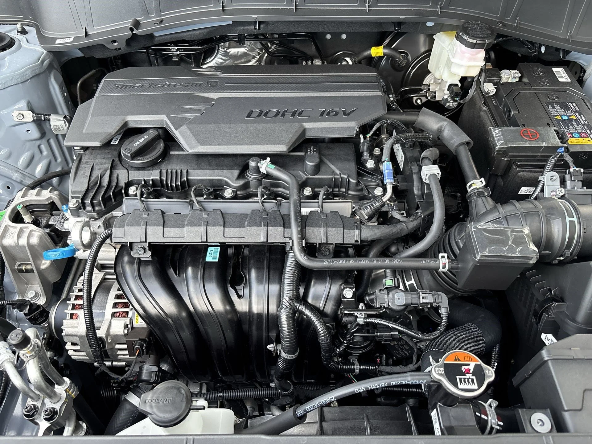 New 2027 Pale Gray Kia S image 10