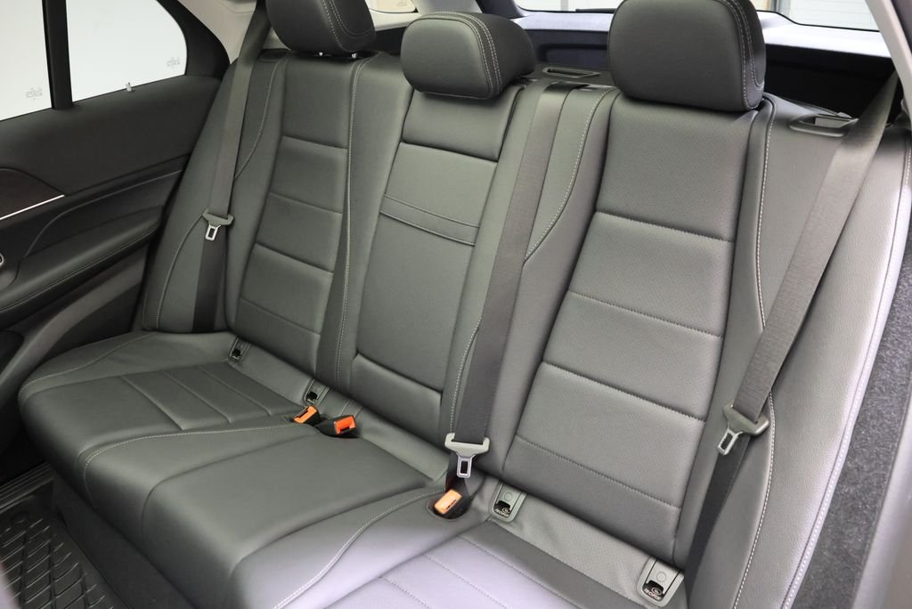 New 2026 Selenite Grey Metallic Mercedes-Benz GLE 350 image 45