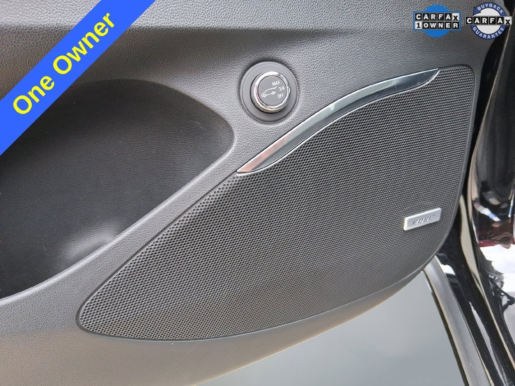 Used 2023 Black Buick Avenir image 30
