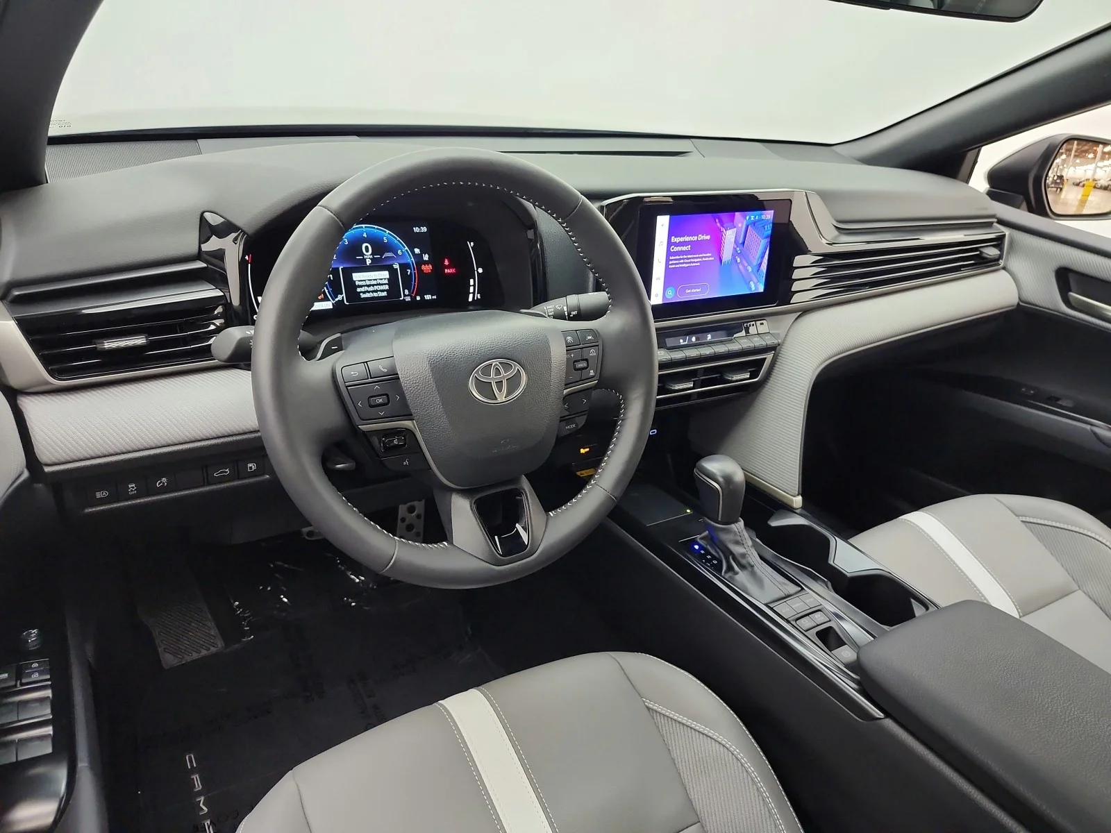 Used 2025 Midnight Black Metallic Toyota SE (Natl) image 14