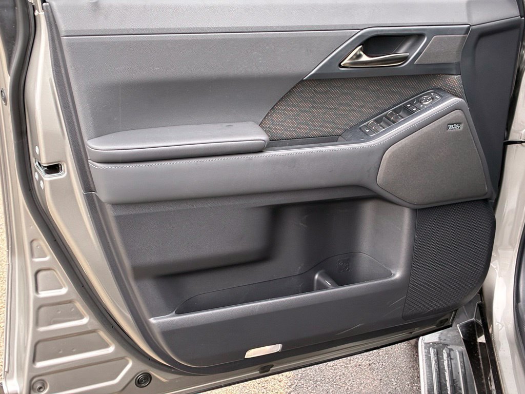 Used 2024 Silver Lexus 550 Luxury image 20