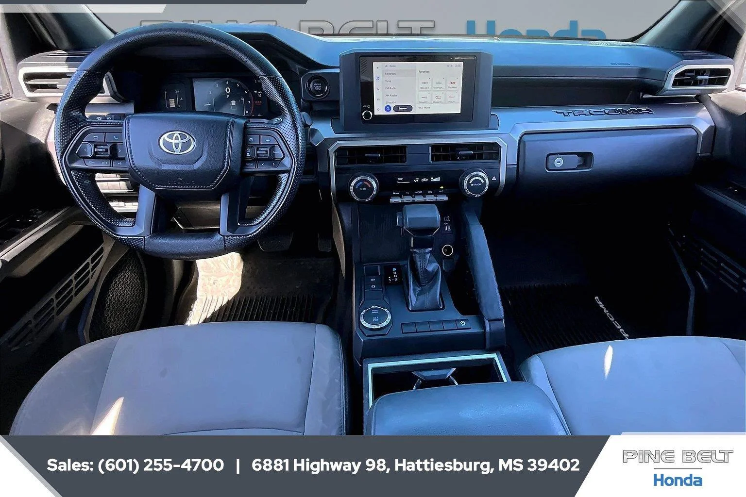 Used 2025 Underground Toyota SR5 image 13
