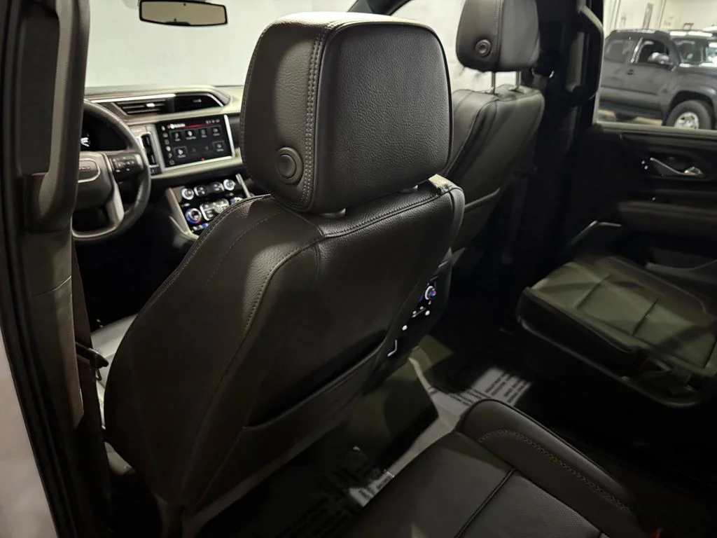 Used 2024 White Frost GMC Denali image 28