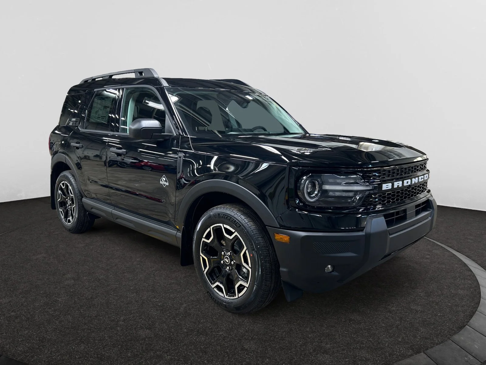 New 2026 Shadow Black Ford Outer Banks image 7