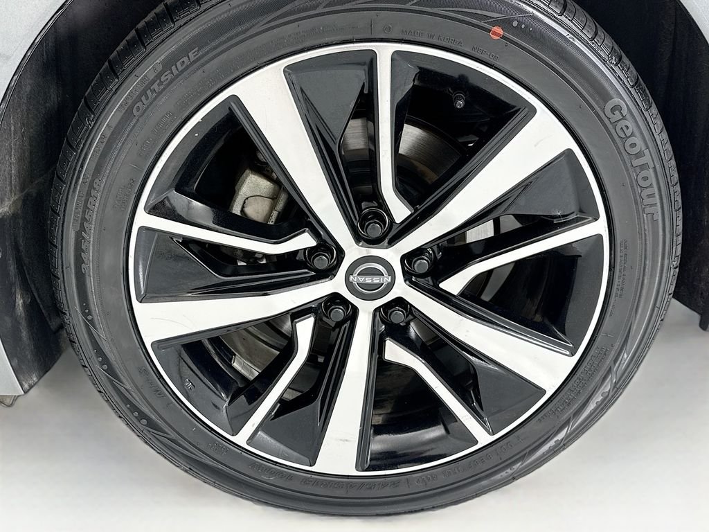 Used 2023 Gun Metallic Nissan SV image 30