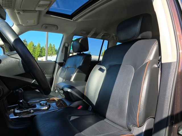 Used 2018 Almond Nissan Platinum image 25