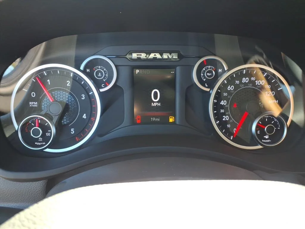 2026 RAM 2500 Tradesman - Photo 11