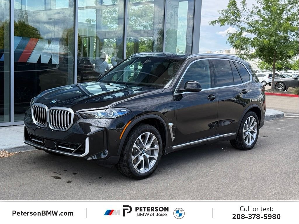 2026 BMW X5 xDrive50e's photo