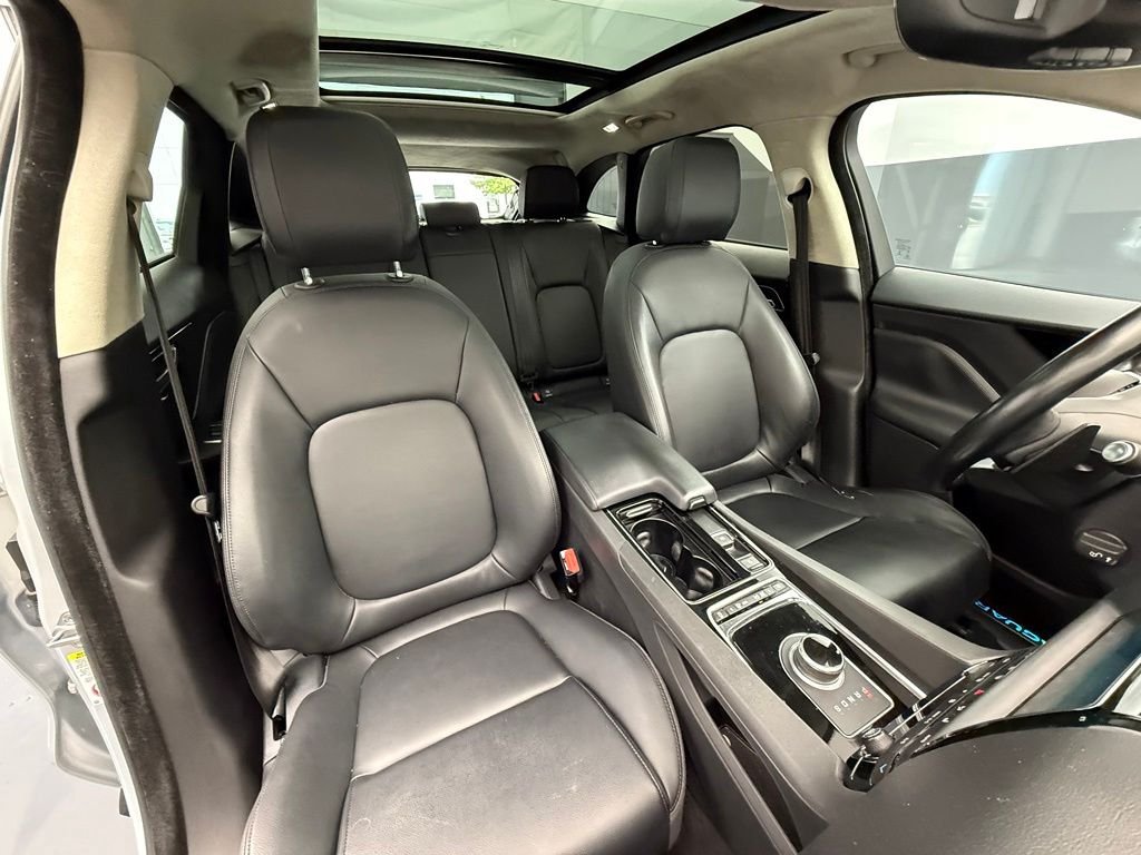 Used 2019 Silver Jaguar 25t Premium image 69