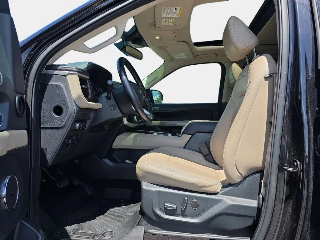 Used 2022 Black Metallic Ford Limited image 12