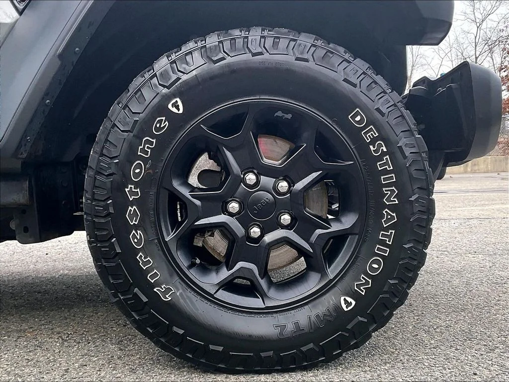 Used 2023 Gray Jeep Base 4xe image 7